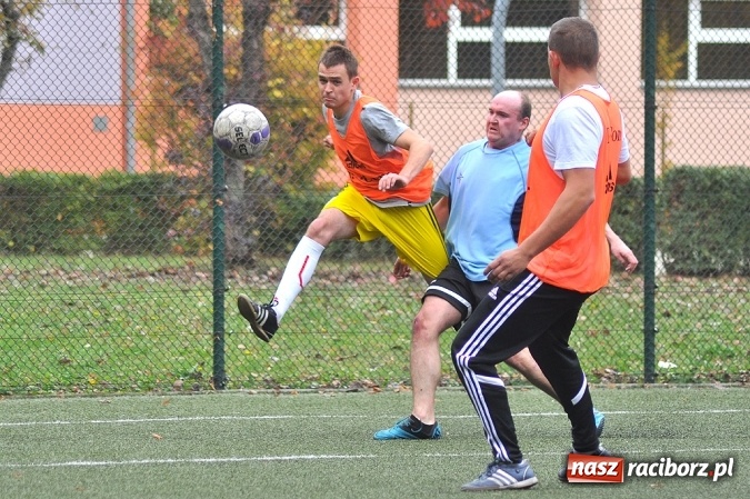 Zdjęcie w galerii na portalu naszraciborz.pl: Betra-Ensol z pucharem prezesa wiadomości z regionu