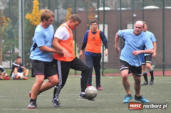 Zdjęcie w galerii na portalu naszraciborz.pl: Betra-Ensol z pucharem prezesa wiadomości z regionu