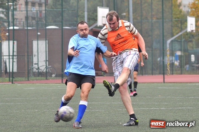 Zdjęcie w galerii na portalu naszraciborz.pl: Betra-Ensol z pucharem prezesa wiadomości z regionu