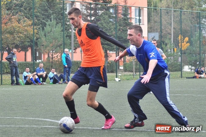 Zdjęcie w galerii na portalu naszraciborz.pl: Betra-Ensol z pucharem prezesa wiadomości z regionu