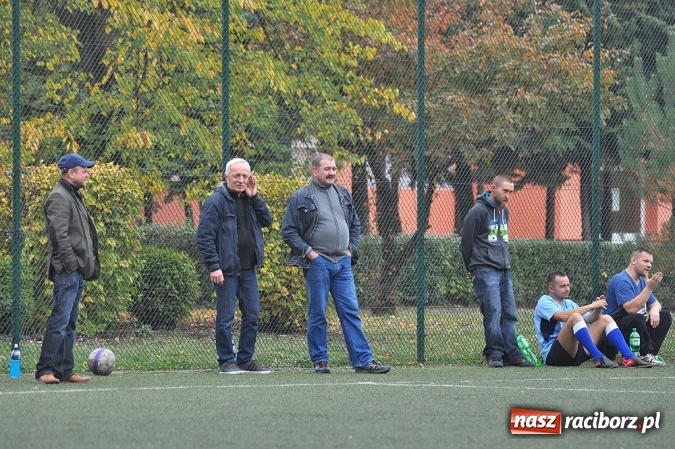 Zdjęcie w galerii na portalu naszraciborz.pl: Betra-Ensol z pucharem prezesa wiadomości z regionu