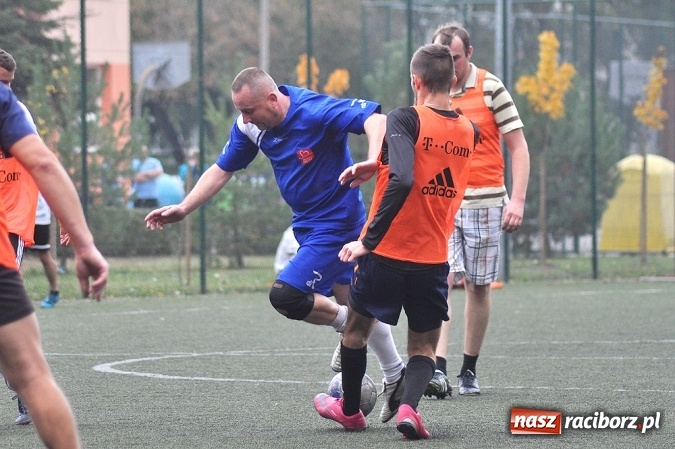 Zdjęcie w galerii na portalu naszraciborz.pl: Betra-Ensol z pucharem prezesa wiadomości z regionu