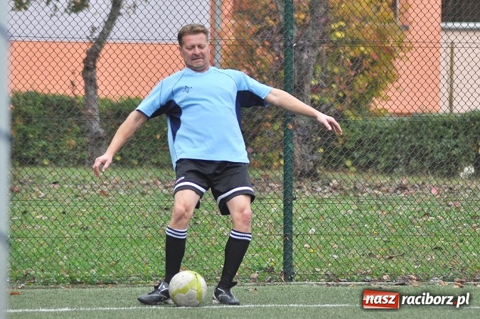 Zdjęcie w galerii na portalu naszraciborz.pl: Betra-Ensol z pucharem prezesa wiadomości z regionu