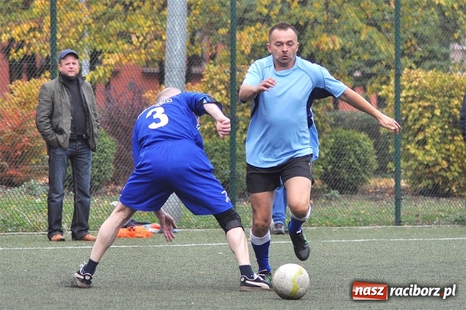 Zdjęcie w galerii na portalu naszraciborz.pl: Betra-Ensol z pucharem prezesa wiadomości z regionu
