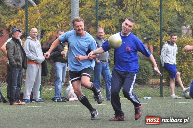 Zdjęcie w galerii na portalu naszraciborz.pl: Betra-Ensol z pucharem prezesa wiadomości z regionu