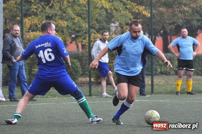 Zdjęcie w galerii na portalu naszraciborz.pl: Betra-Ensol z pucharem prezesa wiadomości z regionu