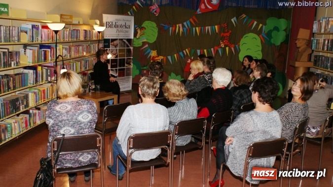 Zdjęcie w galerii na portalu naszraciborz.pl: Kłopot z literaturą kobiecą wiadomości z regionu