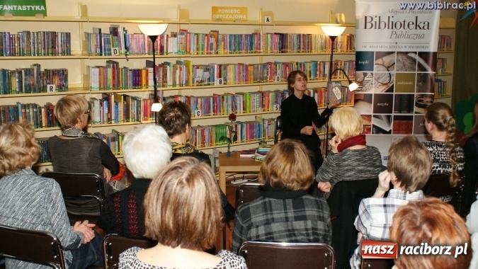 Zdjęcie w galerii na portalu naszraciborz.pl: Kłopot z literaturą kobiecą wiadomości z regionu