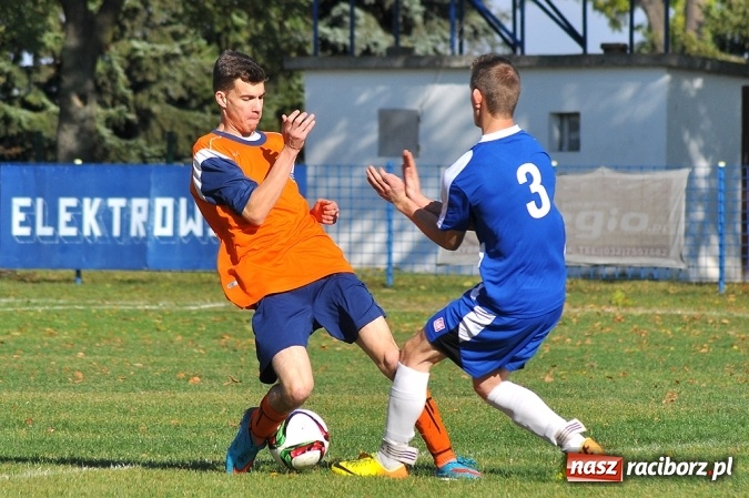 Zdjęcie w galerii na portalu naszraciborz.pl: Wilczek pogryzł Krzanowice. Zwycięstwo Gamowa wiadomości z regionu