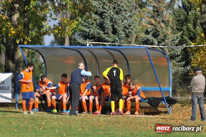 Zdjęcie w galerii na portalu naszraciborz.pl: Wilczek pogryzł Krzanowice. Zwycięstwo Gamowa wiadomości z regionu