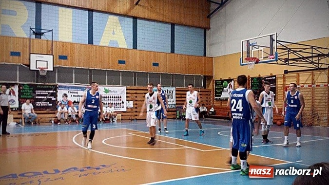 Zdjęcie w galerii na portalu naszraciborz.pl: Koszykówka. Honorowa przegrana wiadomości z regionu