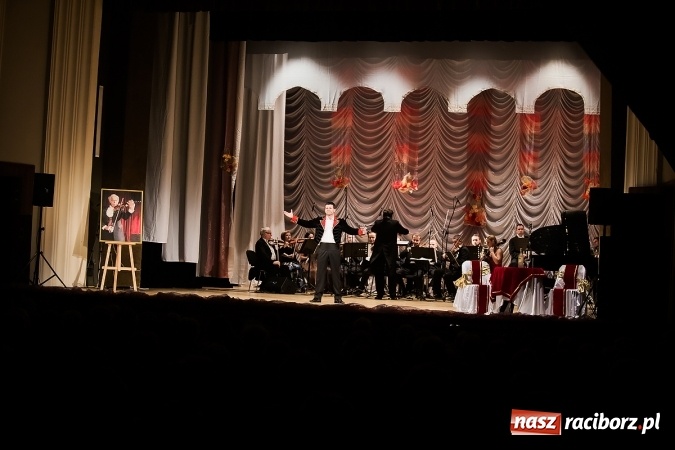 Zdjęcie w galerii na portalu naszraciborz.pl: Strauss Gala w Raciborskim Centrum Kultury wiadomości z regionu