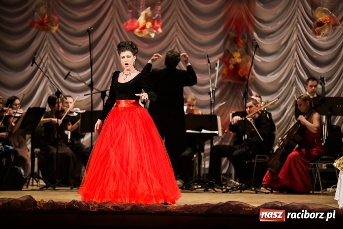 Zdjęcie w galerii na portalu naszraciborz.pl: Strauss Gala w Raciborskim Centrum Kultury wiadomości z regionu