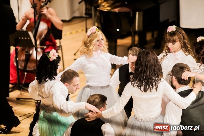 Zdjęcie w galerii na portalu naszraciborz.pl: Strauss Gala w Raciborskim Centrum Kultury wiadomości z regionu