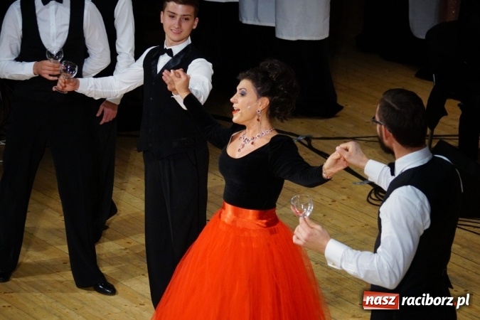Zdjęcie w galerii na portalu naszraciborz.pl: Strauss Gala w Raciborskim Centrum Kultury wiadomości z regionu
