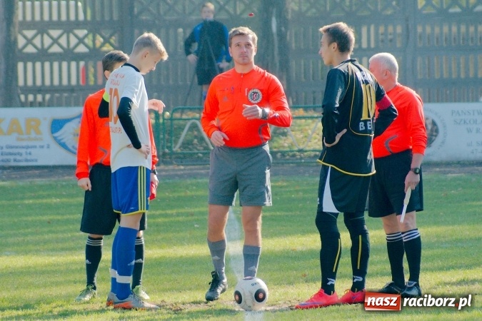 Zdjęcie w galerii na portalu naszraciborz.pl: Duet Płaczek-Koczor pogromcą Naprzodu. II liga w zasięgu Ikara wiadomości z regionu