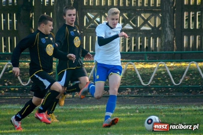 Zdjęcie w galerii na portalu naszraciborz.pl: Duet Płaczek-Koczor pogromcą Naprzodu. II liga w zasięgu Ikara wiadomości z regionu