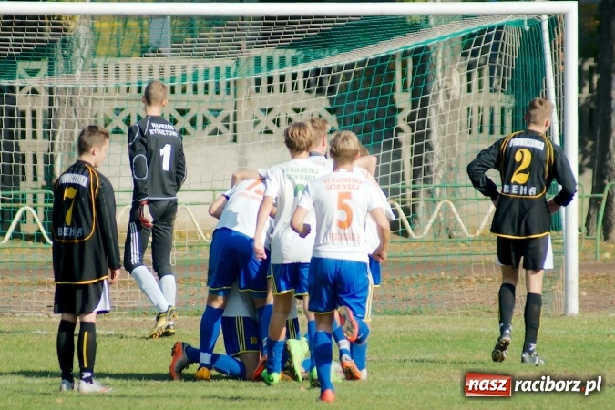 Zdjęcie w galerii na portalu naszraciborz.pl: Duet Płaczek-Koczor pogromcą Naprzodu. II liga w zasięgu Ikara wiadomości z regionu