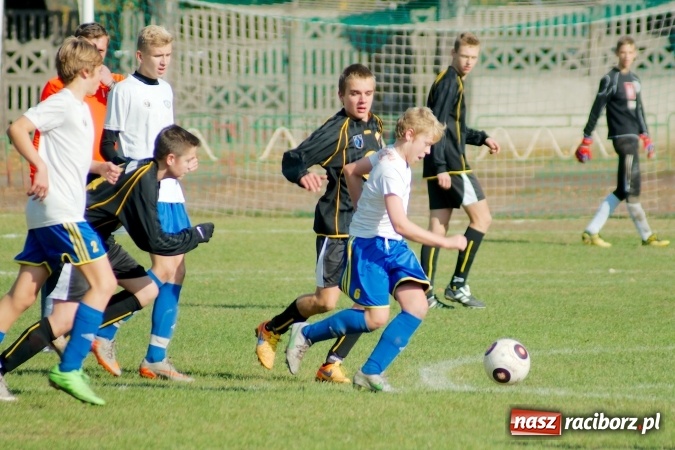 Zdjęcie w galerii na portalu naszraciborz.pl: Duet Płaczek-Koczor pogromcą Naprzodu. II liga w zasięgu Ikara wiadomości z regionu