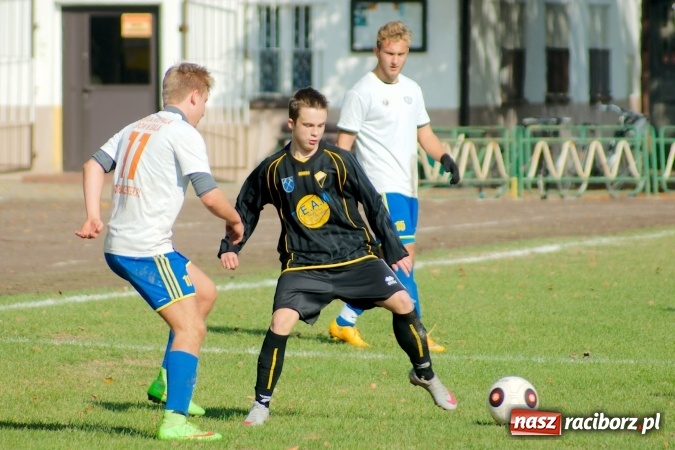 Zdjęcie w galerii na portalu naszraciborz.pl: Duet Płaczek-Koczor pogromcą Naprzodu. II liga w zasięgu Ikara wiadomości z regionu