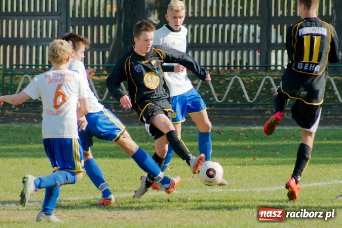 Zdjęcie w galerii na portalu naszraciborz.pl: Duet Płaczek-Koczor pogromcą Naprzodu. II liga w zasięgu Ikara wiadomości z regionu