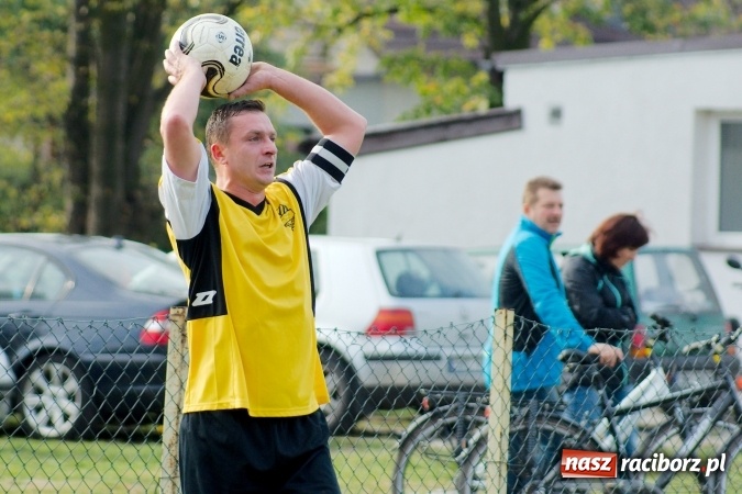 Zdjęcie w galerii na portalu naszraciborz.pl: A klasa: Ogromny pech Strzelca, komplet punktów Krzanowic wiadomości z regionu