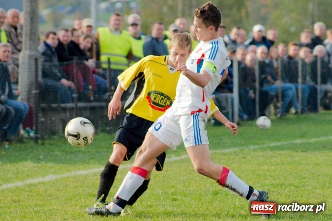 Zdjęcie w galerii na portalu naszraciborz.pl: A klasa: Ogromny pech Strzelca, komplet punktów Krzanowic wiadomości z regionu