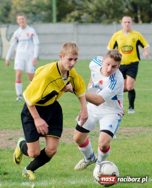 Zdjęcie w galerii na portalu naszraciborz.pl: A klasa: Ogromny pech Strzelca, komplet punktów Krzanowic wiadomości z regionu