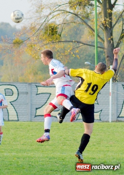 Zdjęcie w galerii na portalu naszraciborz.pl: A klasa: Ogromny pech Strzelca, komplet punktów Krzanowic wiadomości z regionu