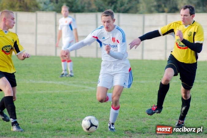 Zdjęcie w galerii na portalu naszraciborz.pl: A klasa: Ogromny pech Strzelca, komplet punktów Krzanowic wiadomości z regionu