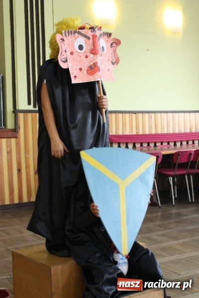 Zdjęcie w galerii na portalu naszraciborz.pl: XV Dzień Papieski w Domu Kultury w Borucinie wiadomości z regionu