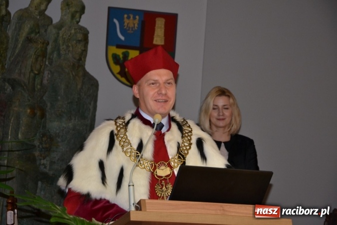 Zdjęcie w galerii na portalu naszraciborz.pl: Nie mają jeszcze matury – już zostali studentami wiadomości z regionu