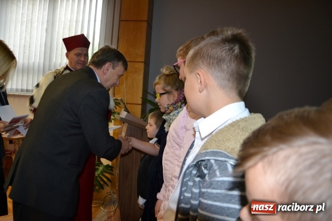 Zdjęcie w galerii na portalu naszraciborz.pl: Nie mają jeszcze matury – już zostali studentami wiadomości z regionu