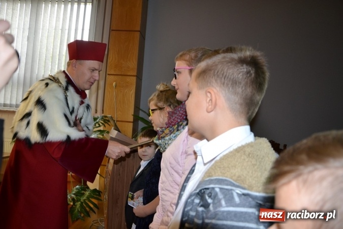 Zdjęcie w galerii na portalu naszraciborz.pl: Nie mają jeszcze matury – już zostali studentami wiadomości z regionu