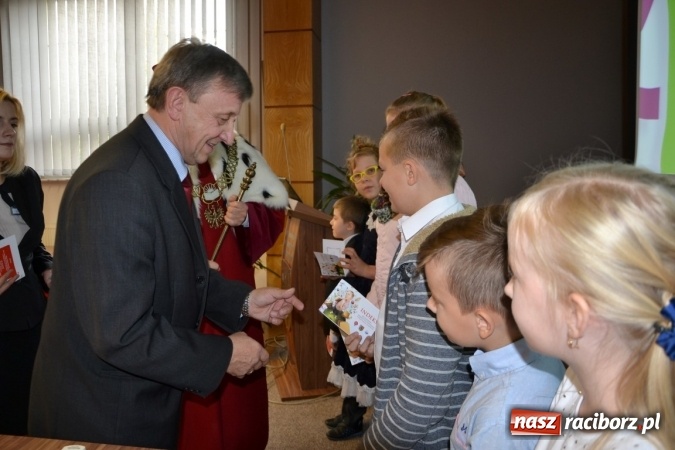 Zdjęcie w galerii na portalu naszraciborz.pl: Nie mają jeszcze matury – już zostali studentami wiadomości z regionu