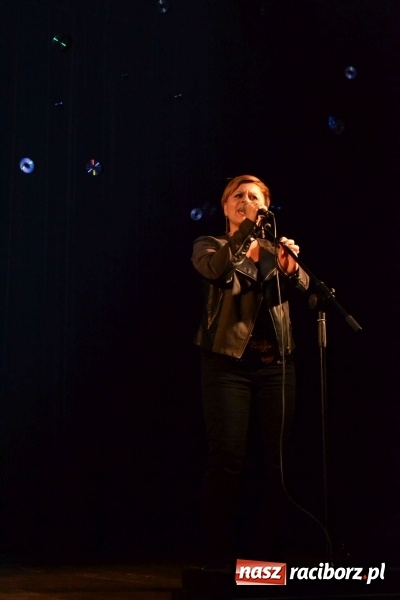 Zdjęcie w galerii na portalu naszraciborz.pl: VIII Finał Konkursu Wokalnego Kuźnia Raciborska 2015 wiadomości z regionu