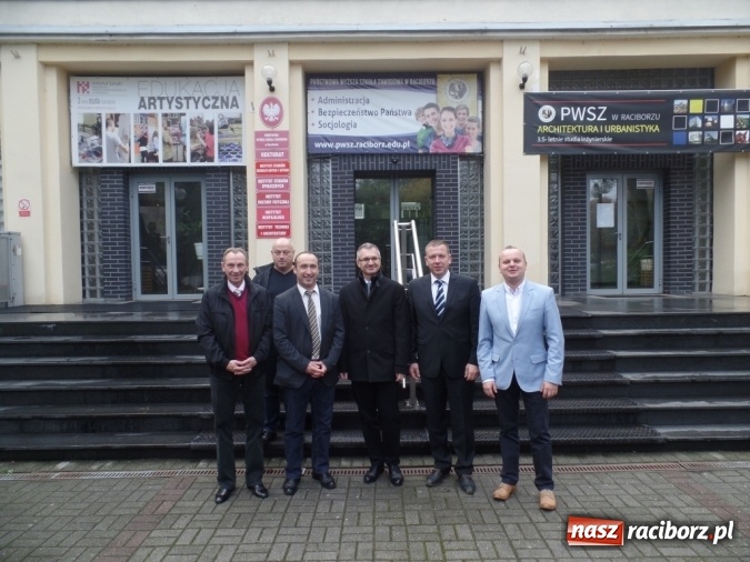 Zdjęcie w galerii na portalu naszraciborz.pl: Wizyta delegacji z partnerskiego Powiatu Elbe-Elster wiadomości z regionu