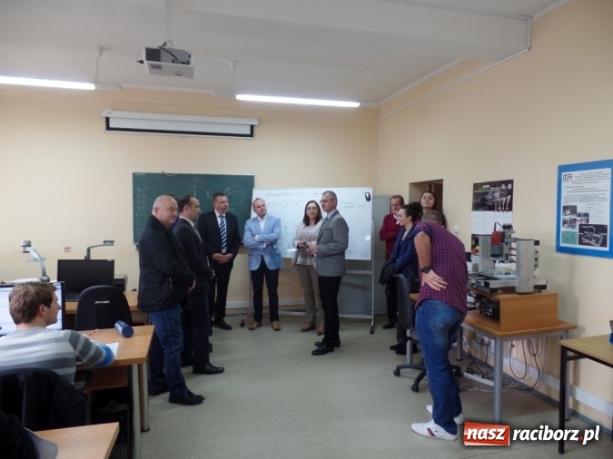 Zdjęcie w galerii na portalu naszraciborz.pl: Wizyta delegacji z partnerskiego Powiatu Elbe-Elster wiadomości z regionu