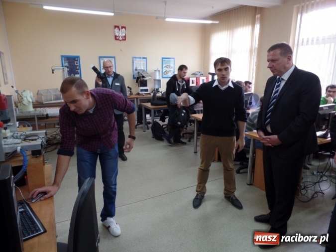 Zdjęcie w galerii na portalu naszraciborz.pl: Wizyta delegacji z partnerskiego Powiatu Elbe-Elster wiadomości z regionu