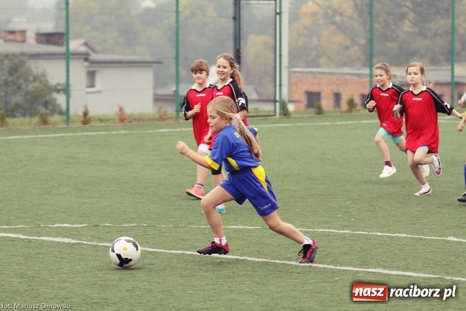 Zdjęcie w galerii na portalu naszraciborz.pl: Pawłów najlepszy w U10 dziewcząt  wiadomości z regionu