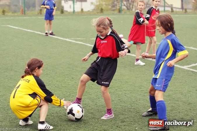 Zdjęcie w galerii na portalu naszraciborz.pl: Pawłów najlepszy w U10 dziewcząt  wiadomości z regionu