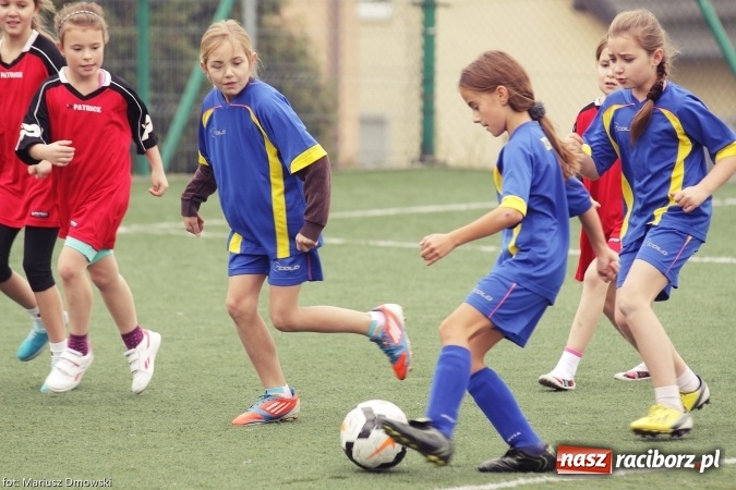 Zdjęcie w galerii na portalu naszraciborz.pl: Pawłów najlepszy w U10 dziewcząt  wiadomości z regionu