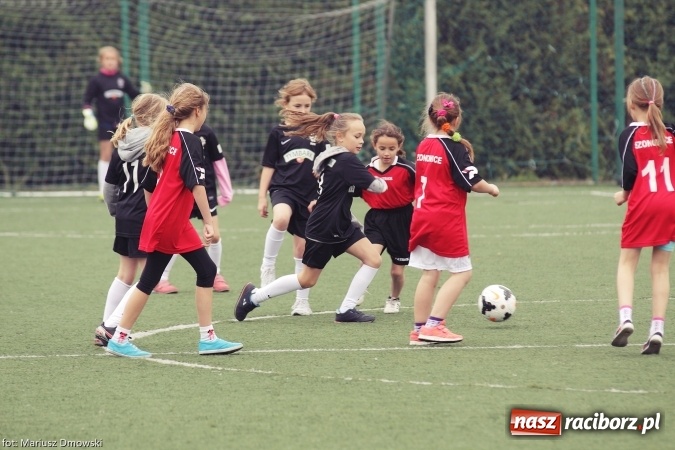 Zdjęcie w galerii na portalu naszraciborz.pl: Pawłów najlepszy w U10 dziewcząt  wiadomości z regionu