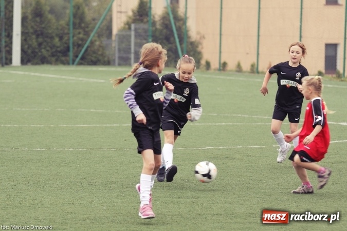 Zdjęcie w galerii na portalu naszraciborz.pl: Pawłów najlepszy w U10 dziewcząt  wiadomości z regionu