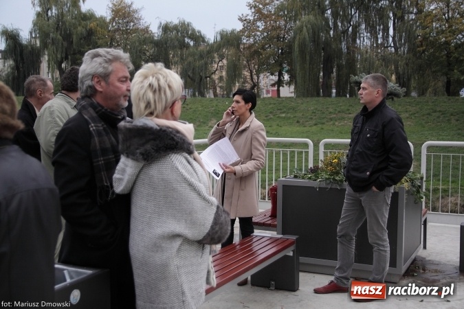 Zdjęcie w galerii na portalu naszraciborz.pl: Konferencja prasowa Anny Ronin. Wezwanie do dymisji prezydenta Lenka wiadomości z regionu