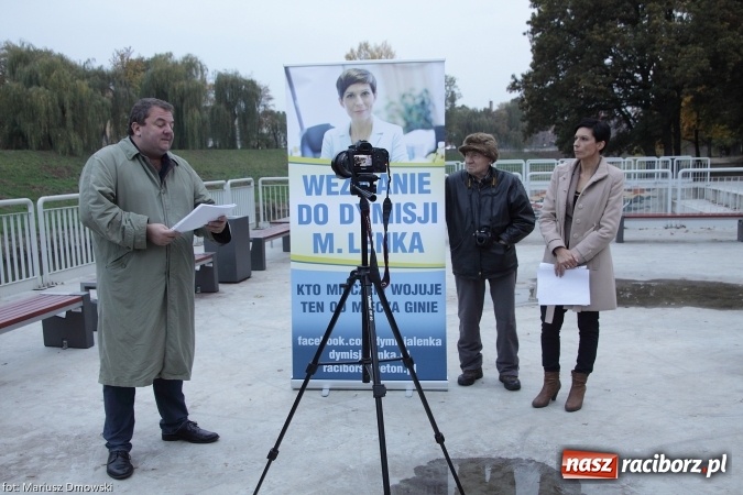 Zdjęcie w galerii na portalu naszraciborz.pl: Konferencja prasowa Anny Ronin. Wezwanie do dymisji prezydenta Lenka wiadomości z regionu