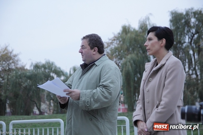 Zdjęcie w galerii na portalu naszraciborz.pl: Konferencja prasowa Anny Ronin. Wezwanie do dymisji prezydenta Lenka wiadomości z regionu