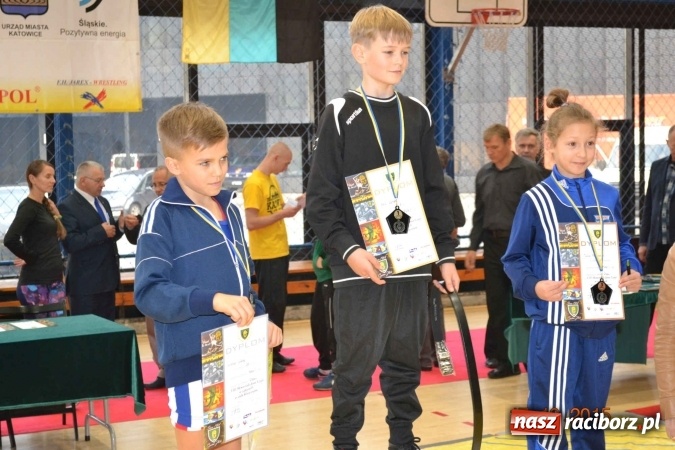 Zdjęcie w galerii na portalu naszraciborz.pl: Unici zdominowali Memoriał Czai wiadomości z regionu