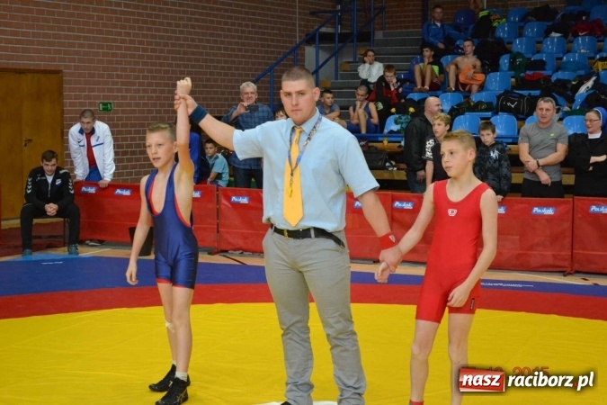 Zdjęcie w galerii na portalu naszraciborz.pl: Unici zdominowali Memoriał Czai wiadomości z regionu