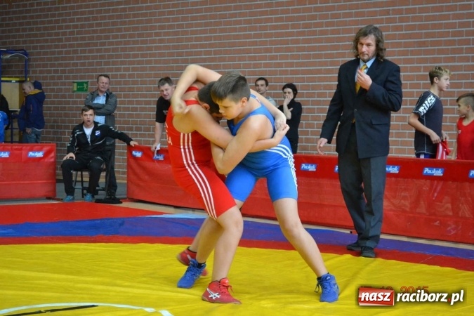 Zdjęcie w galerii na portalu naszraciborz.pl: Unici zdominowali Memoriał Czai wiadomości z regionu